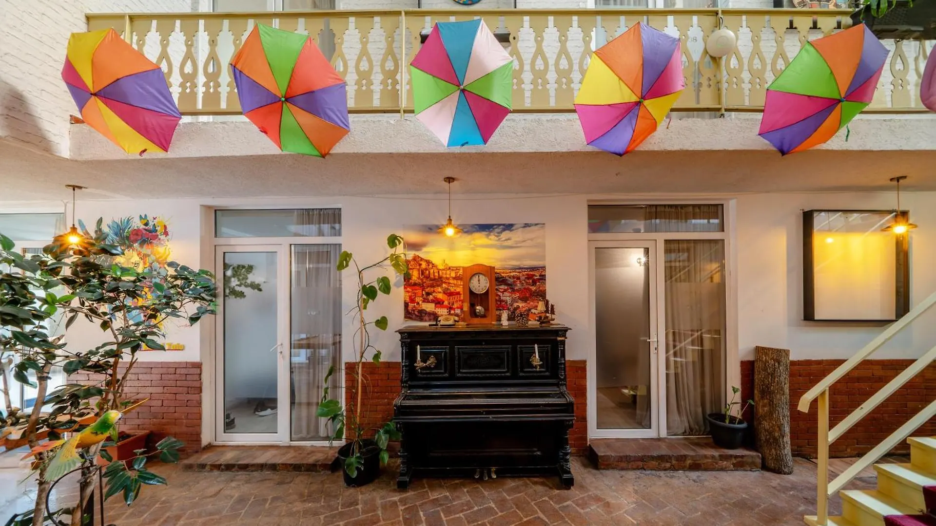 Hotel Tato & Coworking Space Tbilisi